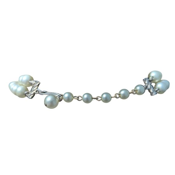 Vintage Double Strand Faux Pearl Necklace With Grapevine Pendant - Picture 5 of 11